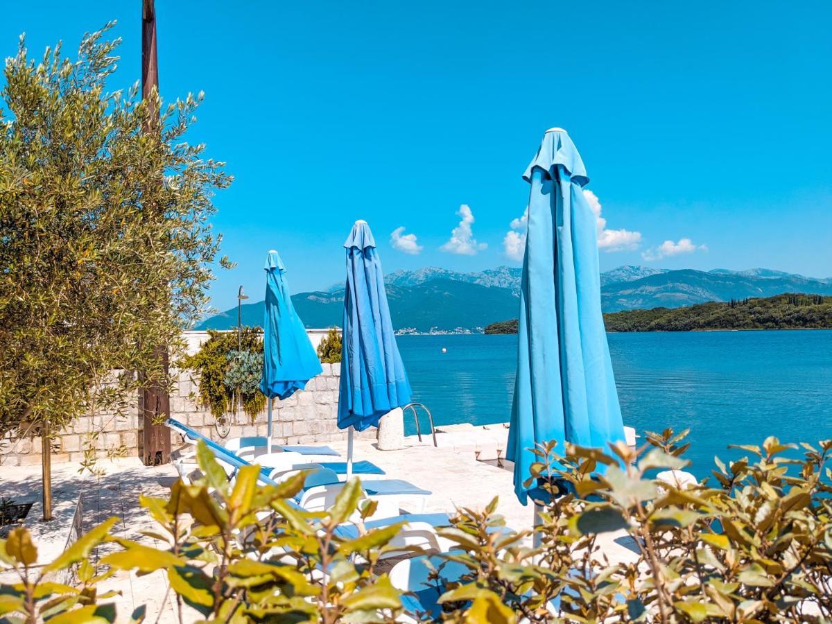 Apartments Maestral Tivat Eksteriør bilde