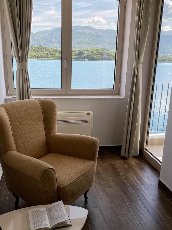 Apartments Maestral Tivat Eksteriør bilde