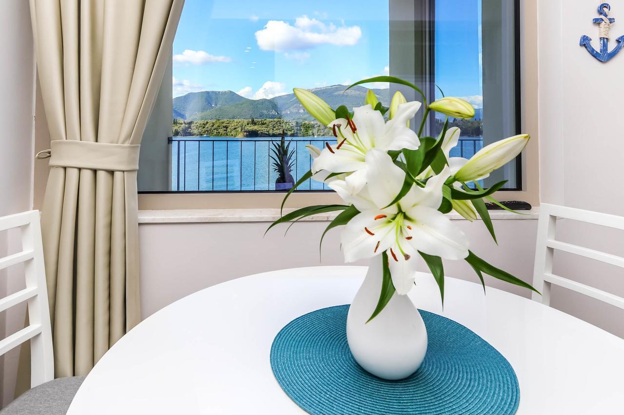 Apartments Maestral Tivat Eksteriør bilde
