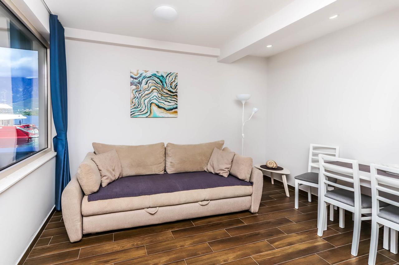 Apartments Maestral Tivat Eksteriør bilde